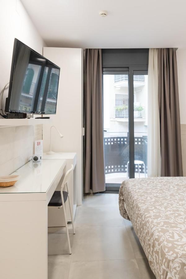 Hostal House Barcelona Bagian luar foto