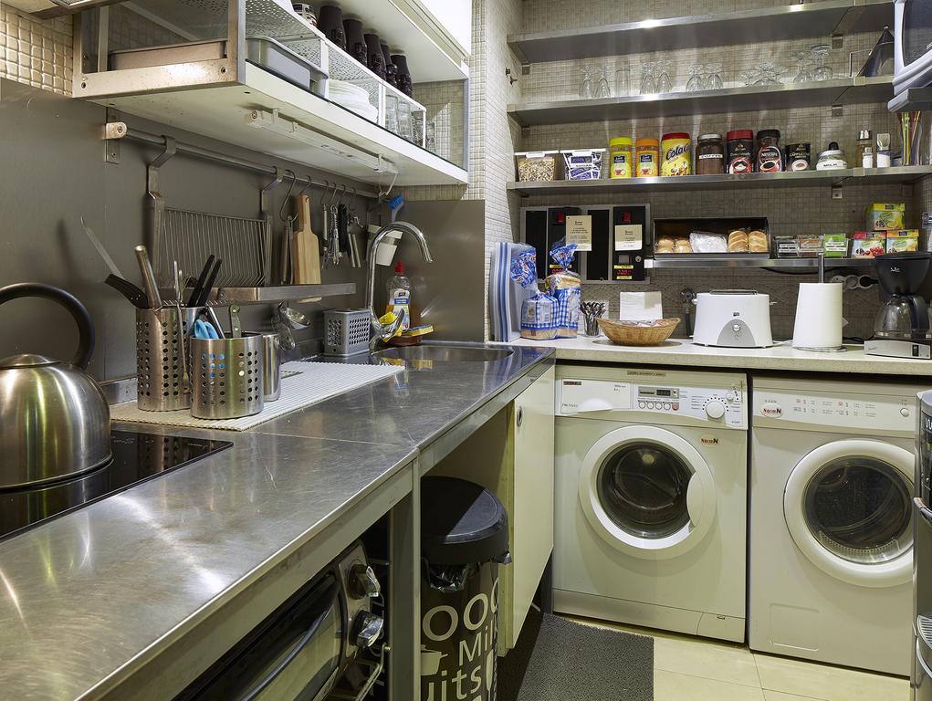 Hostal House Barcelona Bagian luar foto